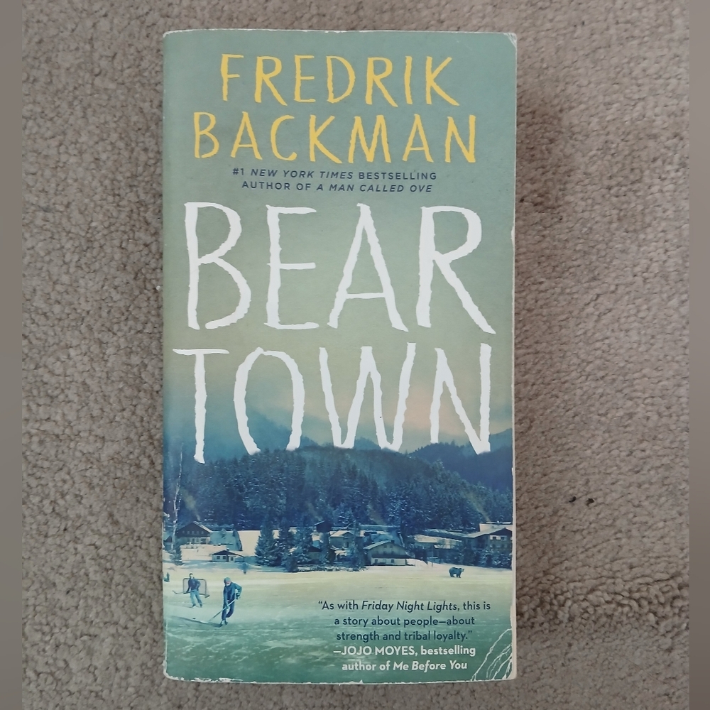 🤯2/$15 Beartown by Fredrik Backman Paperback Book